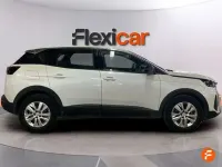 Usado Peugeot 3008 Active 131 CV (96 kW) 2023 Blanco SUV