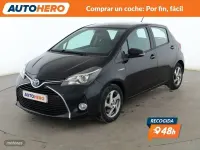 Usado Toyota Yaris Hybrid Active 101 CV (74 kW) 2017 Negro Berlina