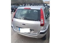 Usado Ford Fusion 80 CV (58 kW) 2011 Gris / plata Utilitario