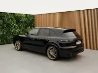 Usado Porsche Cayenne Turbo 550 CV (404 kW) 2020 Negro SUV