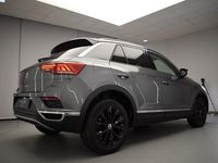 Usado VW T-Roc Advance 150 CV (110 kW) 2021 Gris / plata SUV
