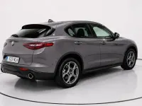 Usado Alfa Romeo Stelvio Sprint 160 CV (117 kW) 2023 SUV