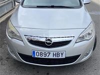 Usado Opel Astra Sport 110 CV (80 kW) 2011 Gris / plata Berlina