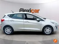Usado Ford Fiesta Active 95 CV (69 kW) 2020 Gris Utilitario