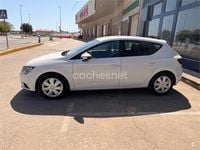 Usado Seat Leon Reference 110 CV (80 kW) 2015 Blanco Berlina