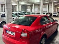 Usado Skoda Octavia Style 115 CV (84 kW) 2018 Rojo Berlina