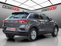 Usado VW T-Roc Advance 115 CV (84 kW) 2022 Gris / plata SUV