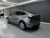 Usado Tesla Model Y 378 kW (514 CV) 2023 Plateado SUV