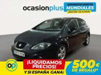 Usado Seat Leon Reference 105 CV (77 kW) 2011 Negro Utilitario