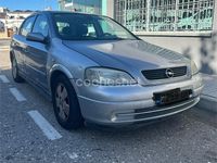 Usado Opel Astra Club 80 CV (58 kW) 2004 Gris / plata Berlina