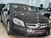 Usado Mercedes A200 AMG line 136 CV (100 kW) 2014 Negro Utilitario