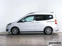 Usado Ford Tourneo Courier Titanium 102 CV (75 kW) 2017 Blanco Monovolumen