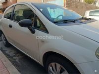 Usado Fiat Grande Punto Dynamic 75 CV (55 kW) 2006 Blanco Utilitario
