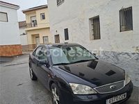 Usado Ford Mondeo Ghia 130 CV (95 kW) 2002 Negro Berlina