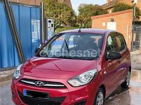 Usado Hyundai i10 Comfort 85 CV (62 kW) 2012 Rojo Utilitario