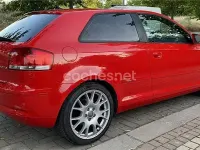 Usado Audi A3 Ambition 140 CV (102 kW) 2006 Rojo Utilitario
