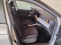 Usado Seat Arona Style 115 CV (84 kW) 2024 Gris plata SUV