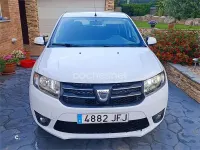 Usado Dacia Sandero Lauréate 75 CV (55 kW) 2015 Blanco Berlina