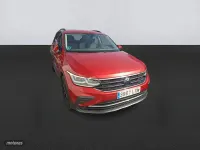 Usado VW Tiguan Life 150 CV (110 kW) 2022 Rojo SUV