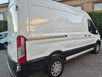 Usado Ford Transit Trend 130 CV (95 kW) 2021 Blanco Van