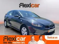 Usado Kia Ceed 136 CV (100 kW) 2023 Gris Utilitario