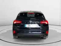 Usado Ford Focus ST-Line 125 CV (91 kW) 2019 Negro Berlina