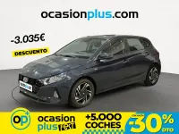 Usado Hyundai i20 100 CV (73 kW) 2022 Gris Utilitario