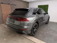 Usado Audi Q8 S-Line 286 CV (210 kW) 2023 Gris / plata SUV
