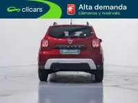 Usado Dacia Duster Essentiel 91 CV (66 kW) 2021 Rojo SUV