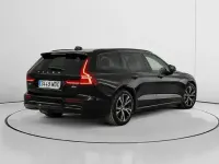 Usado Volvo V60 Plus 197 CV (144 kW) 2022 Negro Familiar