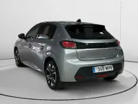 Usado Peugeot 208 Allure 101 CV (74 kW) 2024 Gris Utilitario