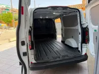 Usado Ford Transit Custom Trend 136 CV (100 kW) 2024 Blanco Van