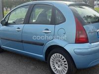 Usado Citroën C3 Exclusive 70 CV (51 kW) 2004 Azul Berlina