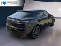 Usado Porsche Cayenne E-Hybrid Platinum Edition 462 CV (339 kW) 2023 Negro SUV