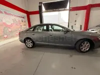 Usado Audi A6 170 CV (125 kW) 2010 Gris / plata Berlina