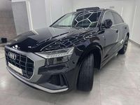 Usado Audi Q8 S-line plus 286 CV (210 kW) 2021 Gris SUV