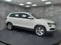 Usado Skoda Karoq Ambition 150 CV (110 kW) 2021 Blanco SUV