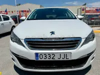 Usado Peugeot 308 SW Active 120 CV (88 kW) 2015 Blanco Familiar