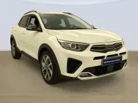 Usado Kia Stonic GT-Line 101 CV (74 kW) 2022 Blanco SUV