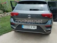 Usado VW T-Roc Advance 150 CV (110 kW) 2018 Gris / plata SUV