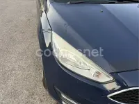 Usado Ford Focus Trend 95 CV (69 kW) 2015 Azul Berlina