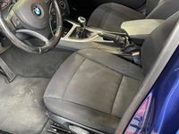Usado BMW 116 Comfort Edition 122 CV (89 kW) 2007 Azul Utilitario