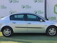 Usado Renault Mégane II Dynamique 115 CV (84 kW) 2004 Gris Berlina