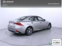 Usado Lexus IS300h Executive Line 223 CV (164 kW) 2018 Gris Berlina