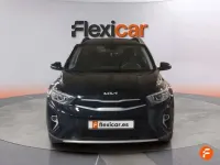 Usado Kia Stonic 84 CV (61 kW) 2024 Negro SUV