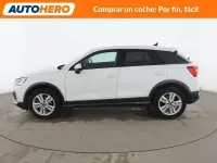 Begagnad Audi Q2 Advanced 150 HK (110 kW) 2023 Vit SUV