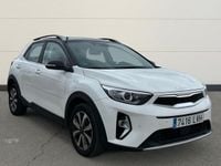Usado Kia Stonic 121 CV (88 kW) 2021 Blanco SUV