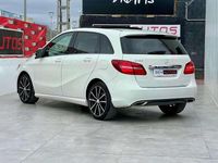 Usado Mercedes B180 109 CV (80 kW) 2015 Blanco Monovolumen