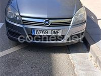 Usado Opel Astra Enjoy 120 CV (88 kW) 2005 Gris / plata Berlina