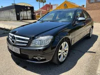 Usado Mercedes C200 Avantgarde 136 CV (100 kW) 2008 Negro Familiar